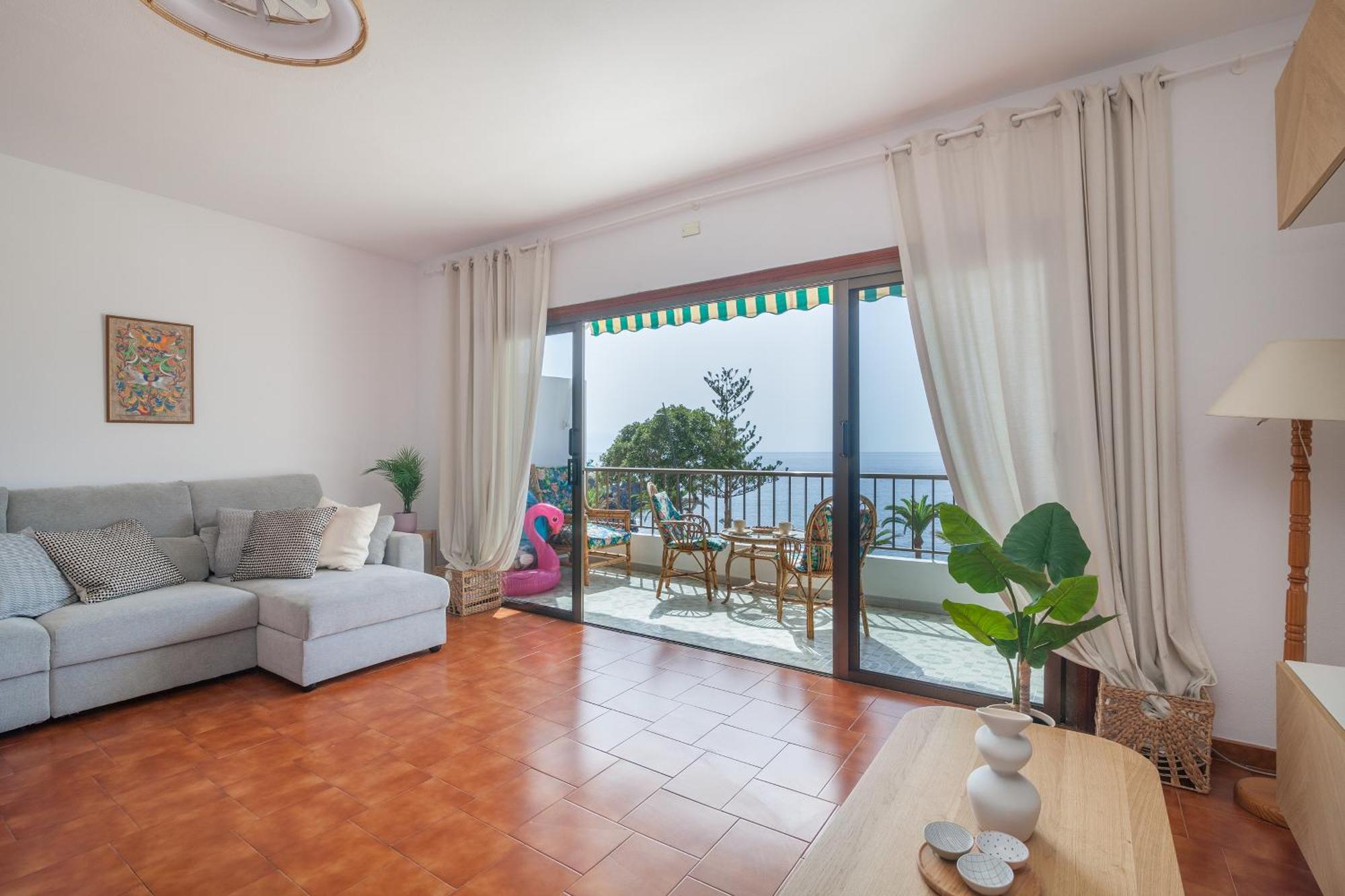 圣地亚哥港Casa De Franco - Ocean View, Terrace, Balcony, 50M From Playa La Arena, Fibre Net公寓 外观 照片